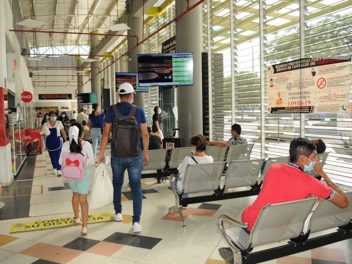 Terminal de Transporte de Neiva despacha viajeros en total normalidad