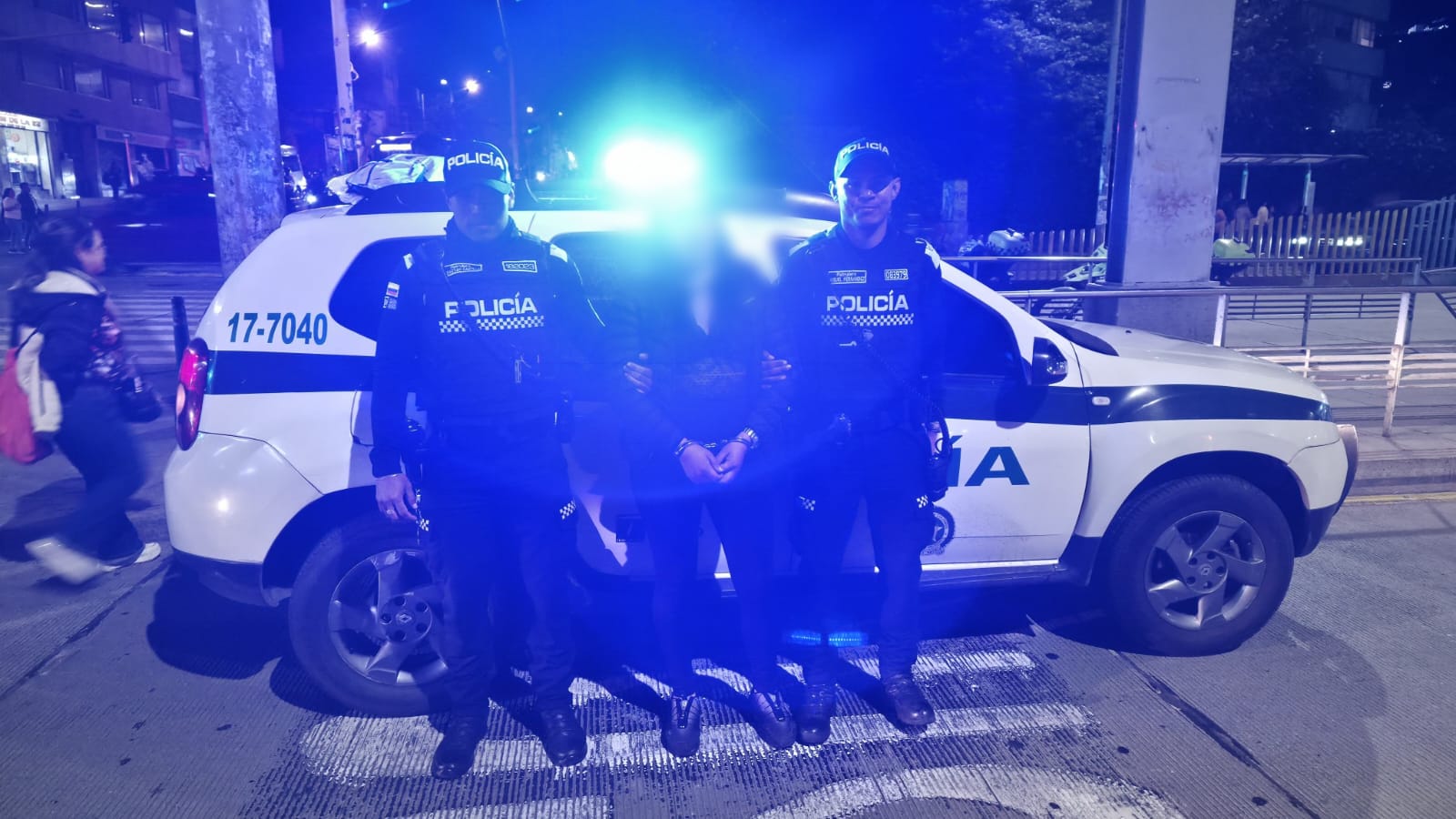 La Policía capturó a una mujer con cinco celulares hurtados en Transmilenio