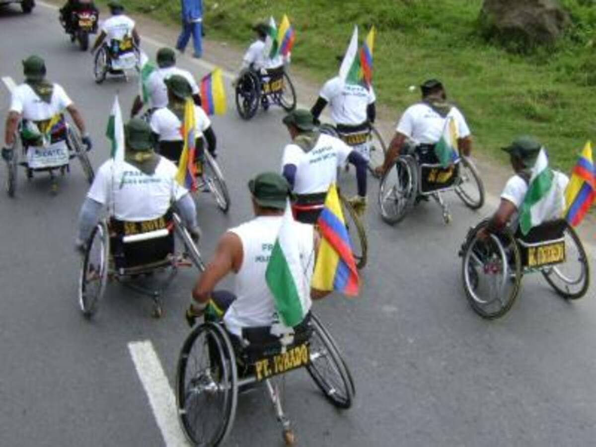 Caracol Radio los acompaña.