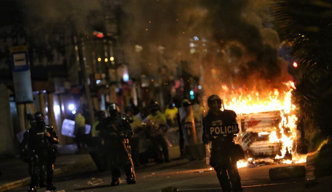 Protestas entre el 9 y 10 d septiembre de 2020 que se desataron por cuenta del homicidio de Javier Ordoñez en el CAI Villa Luz en Bogotá