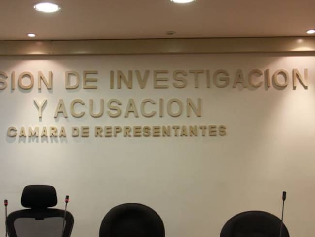 Comisión de Acusación escuchará a Vargas Lleras, Montealegre y Petro por el Cartel de la Toga