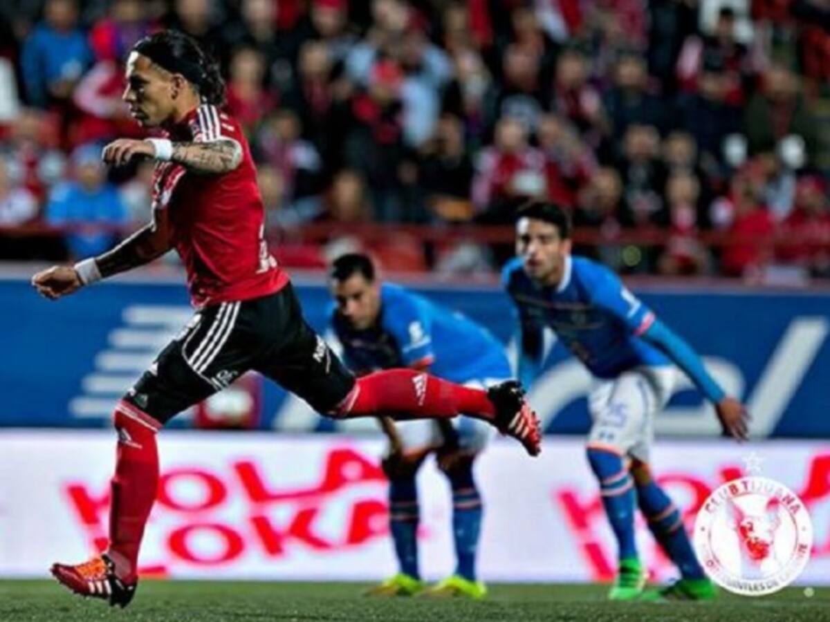 Dayro Moreno anota y salva un punto ante Cruz Azul