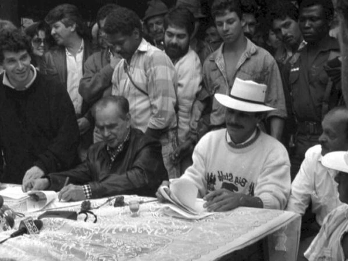 Los otros acuerdos de paz con guerrillas: el M-19, el EPL y el Movimiento Armado Quintín Lame
