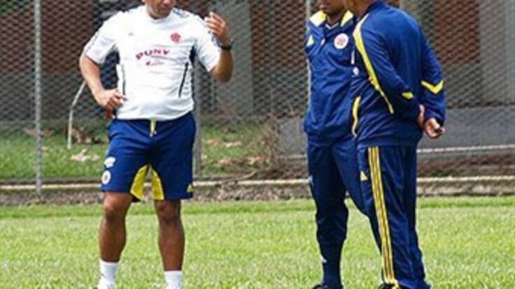 Jair Llantén:"Rendimiento de jugadores se debe al buen trabajo de preparadores físicos"
