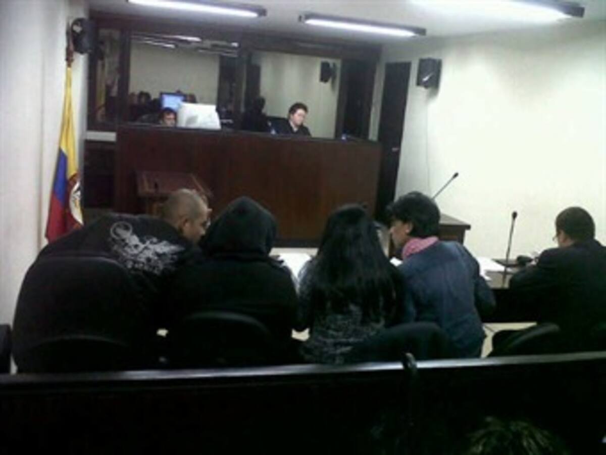 Dictan medida de aseguramiento a capturados por carrobomba en Chapinero
