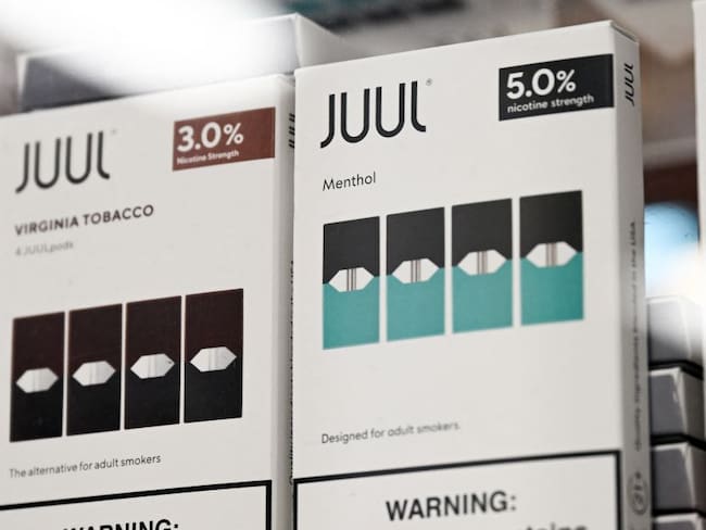 EE.UU. prohibió venta de cigarrillos electrónicos Juul por seguridad