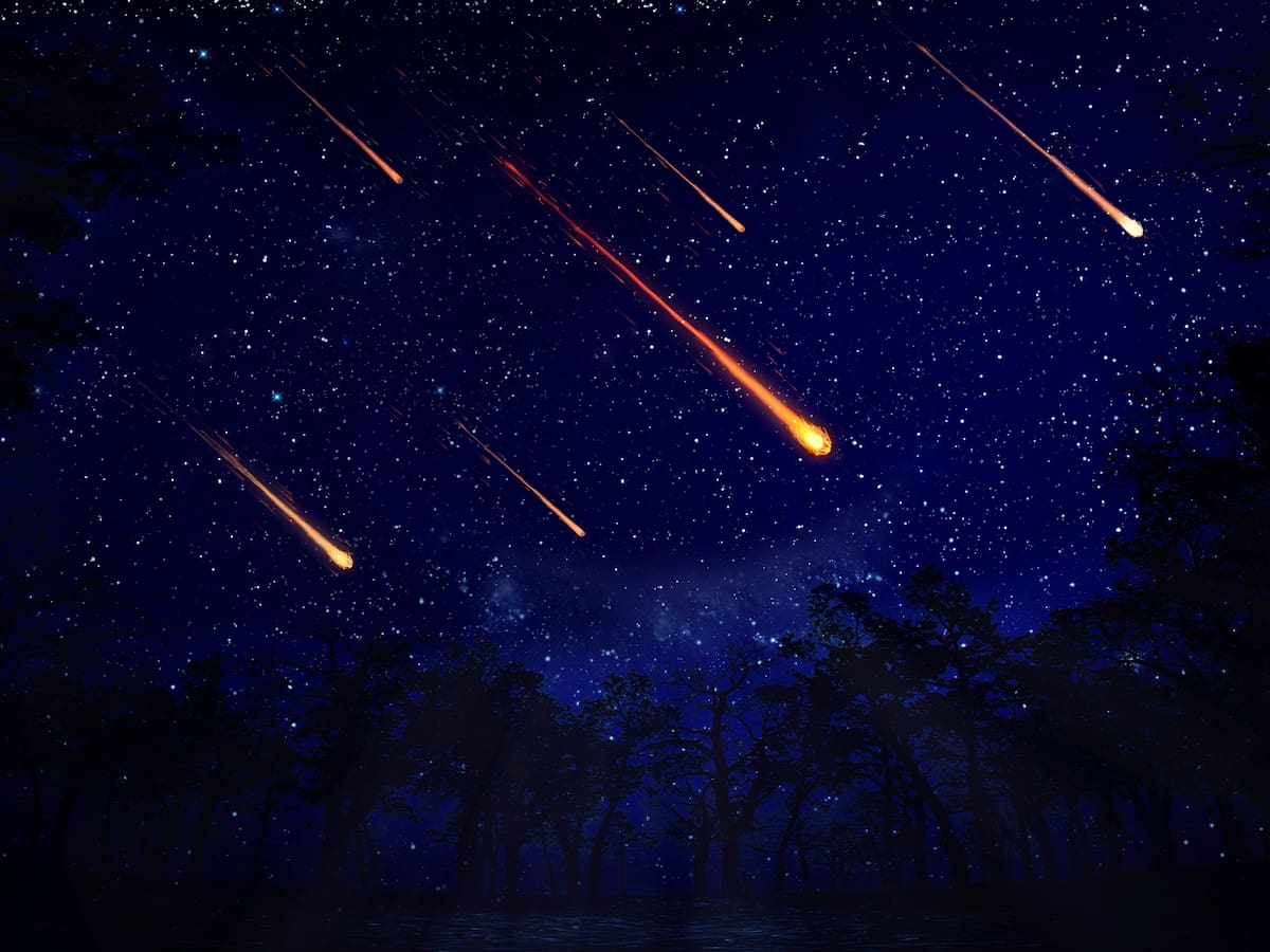 ¿Qué es una lluvia de meteoritos y cómo verla?