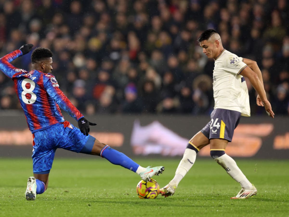 VIDEO | Jefferson Lerma, foco de polémica en Inglaterra: le anularon un golazo ante Everton