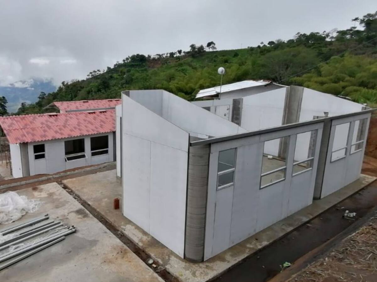 Cinco municipios de Risaralda contarán con 15 aulas nuevas 100 % indígenas