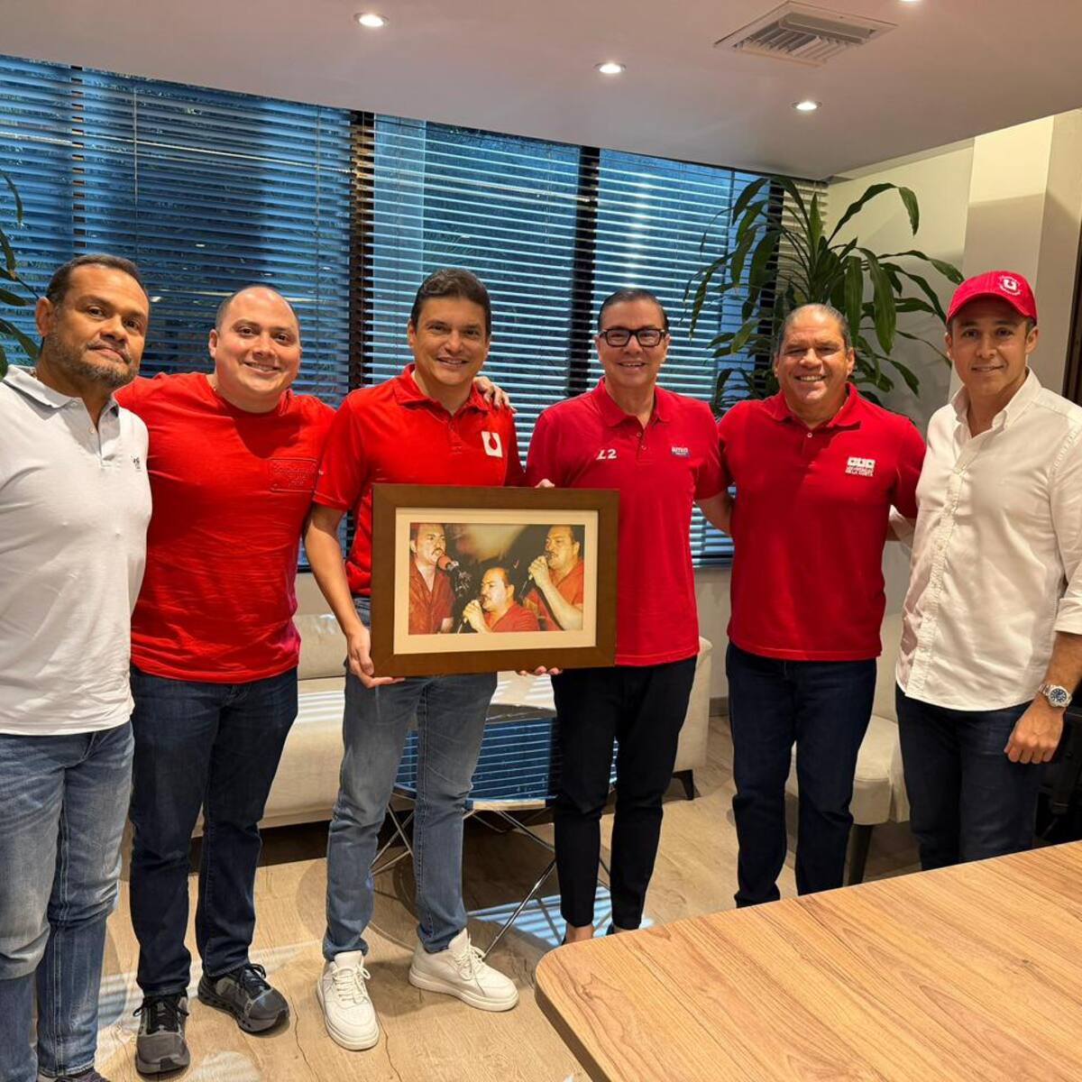 Familia Crissien respalda a Fabio Amín y oficializa su regreso al Partido Liberal