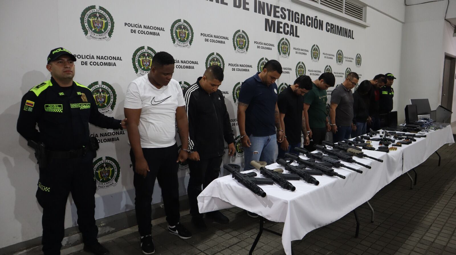 Cae banda de traficantes tras enfrentamiento armado con la Policía en Cali: incautan poderoso arsenal