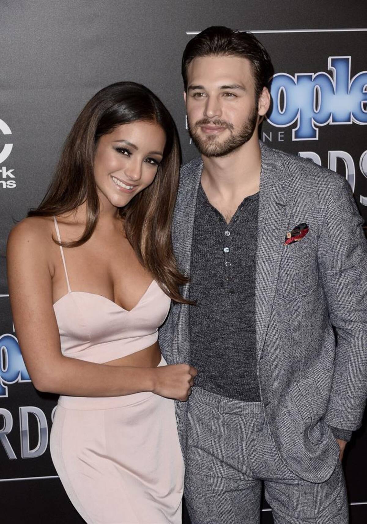 Jennifer López, Melanie Iglesias, los integrantes de 5 Seconds of Summer, Karlie Kloss y Gwen Stefani fueron algunos de los asistentes.