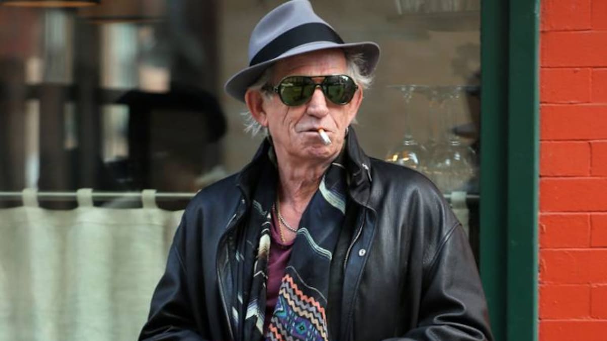 Keith Richards critica a Adele por no componer las canciones de su disco '25'