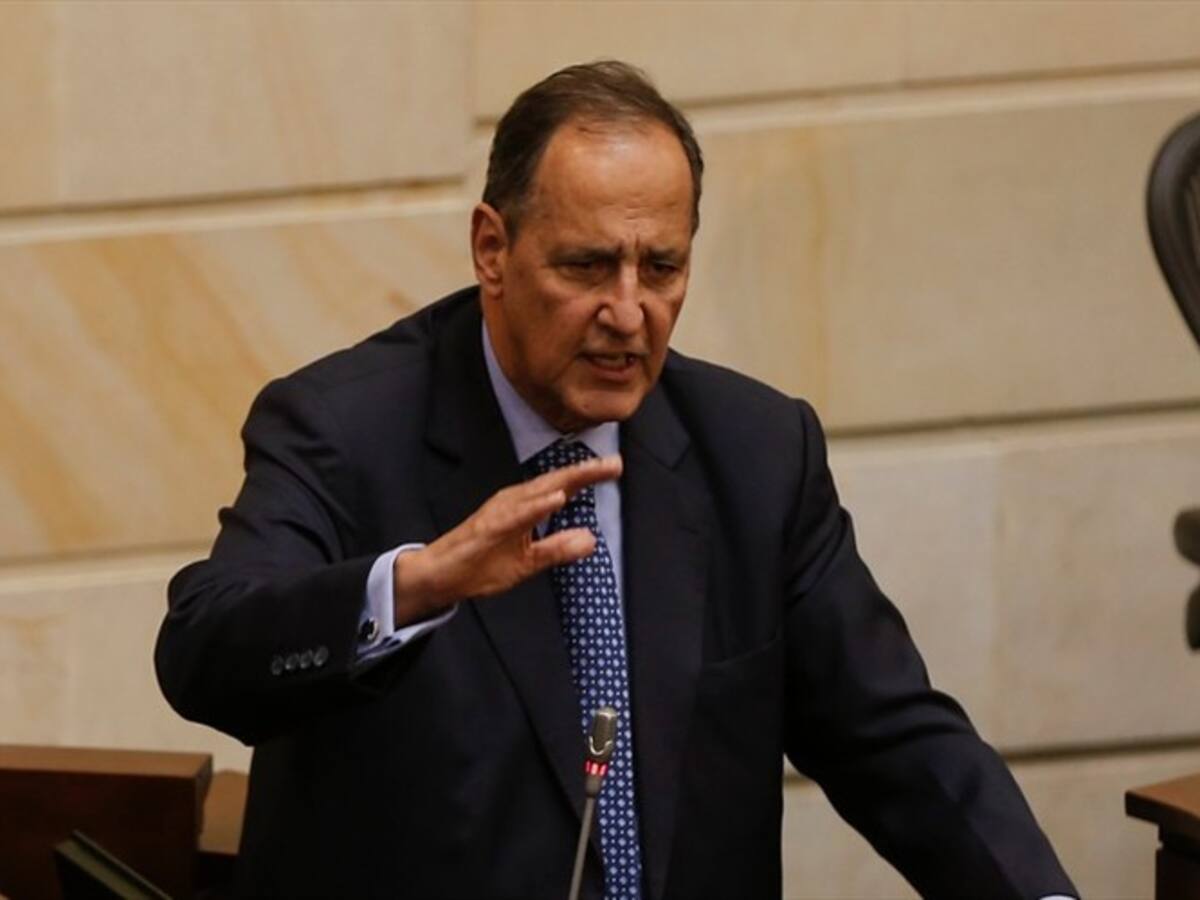 Juan Camilo Restrepo renunció como jefe negociador del Gobierno con el Eln