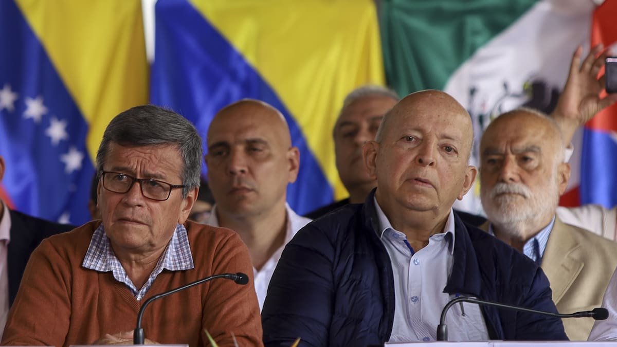 Pablo Beltrán contra Otty Patiño: “él firma cosas y luego no las cumple”
