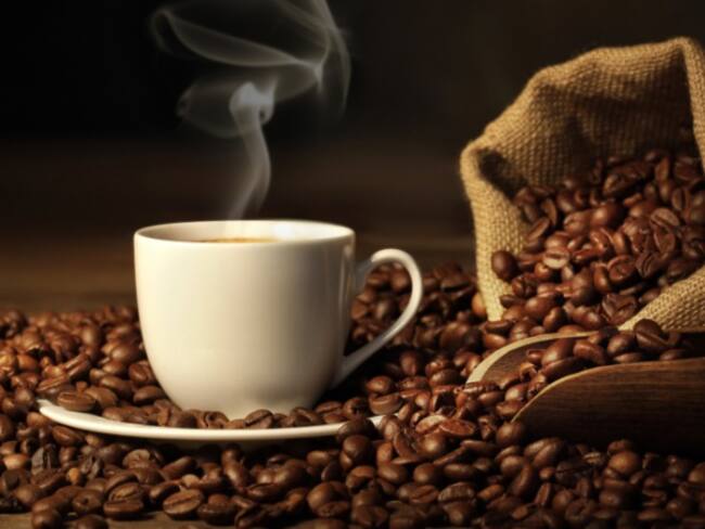 Cosecha cafetera no se verá afectada por bajo precio del grano: Fedecafé