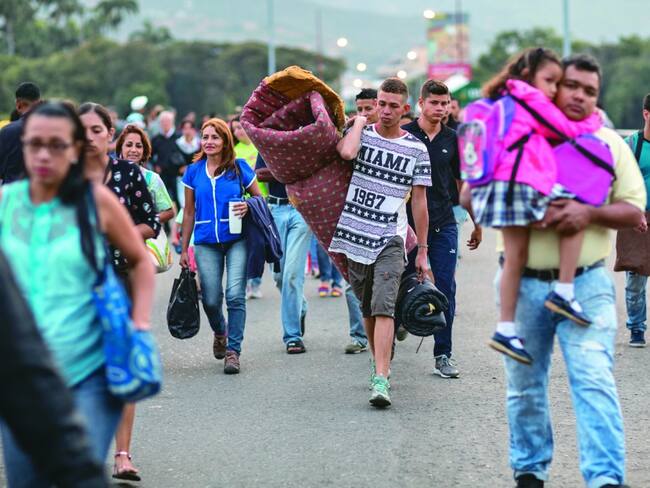 Solicitan el traslado de los venezolanos retornados represados en frontera