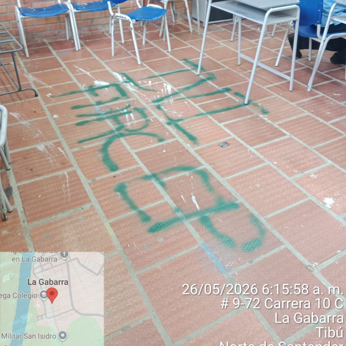 Megacolegio La Gabarra fue grafiteado por presuntos integrantes de las disidencias de las FARC