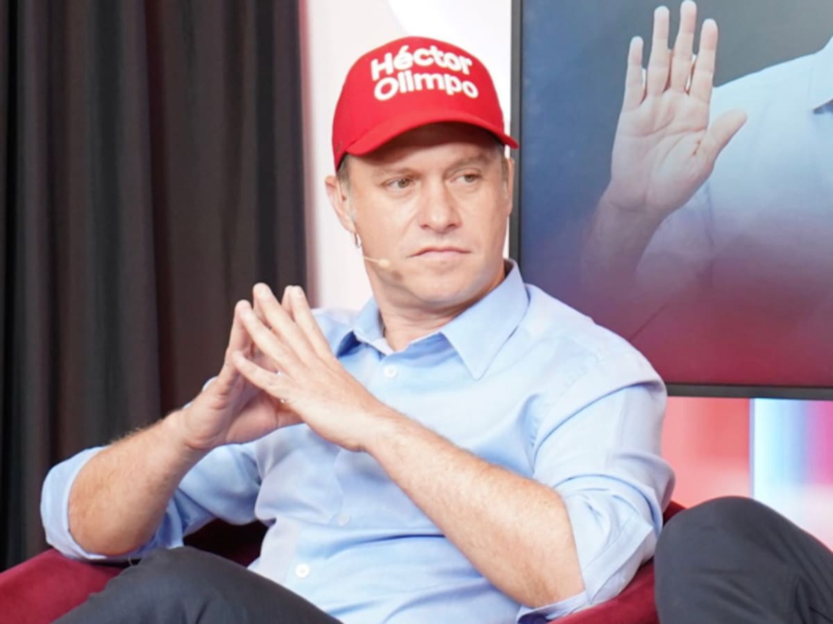 Reunión de Gaviria con Uribe refleja que orden político se está reconfigurando: Héctor Olimpo