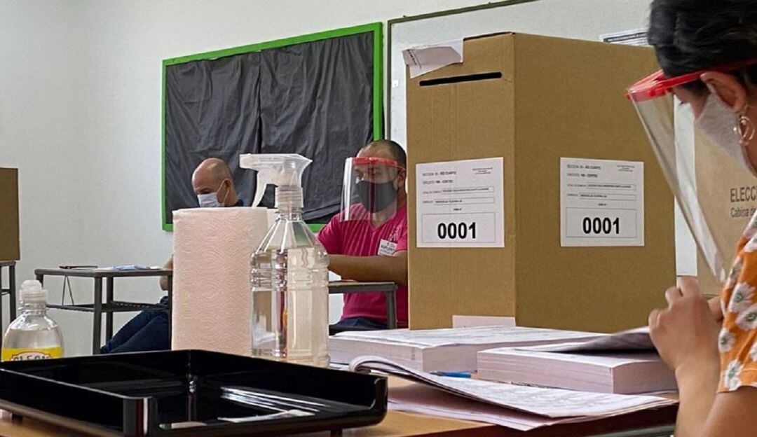 Este lunes comienza jornada electoral para los colombianos en el exterior