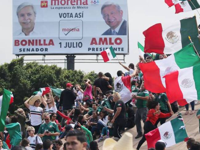Jóvenes mexicanos buscan un cambio y lo esperan con López Obrador