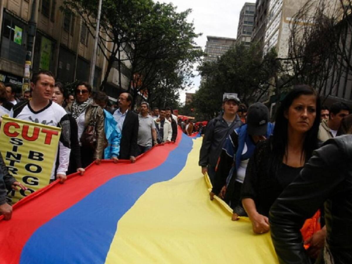 Centrales obreras marcharán por la reforma tributaria