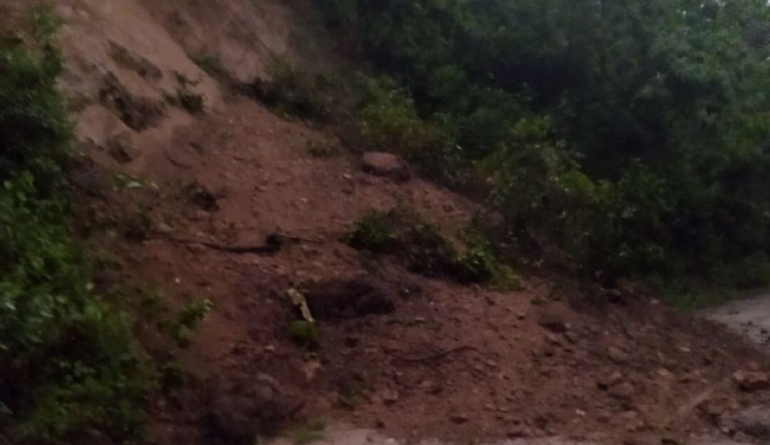 Varias zonas del municipio de Dolores, Tolima afectadas por la ola invernal