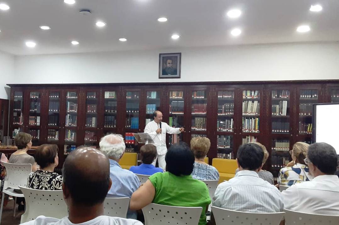 ‘La voz de Julio Flórez’ en la de Felipe Martínez Pinzón