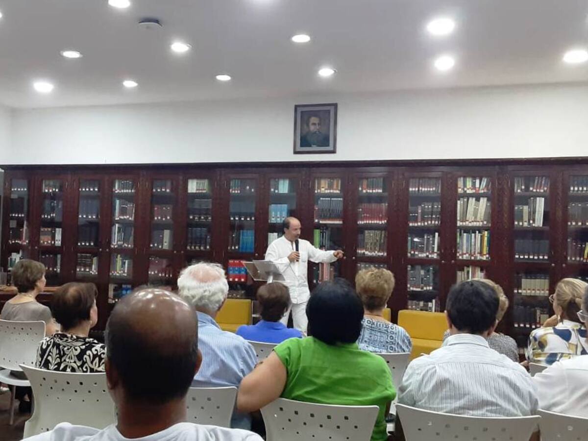 ‘La voz de Julio Flórez’ en la de Felipe Martínez Pinzón