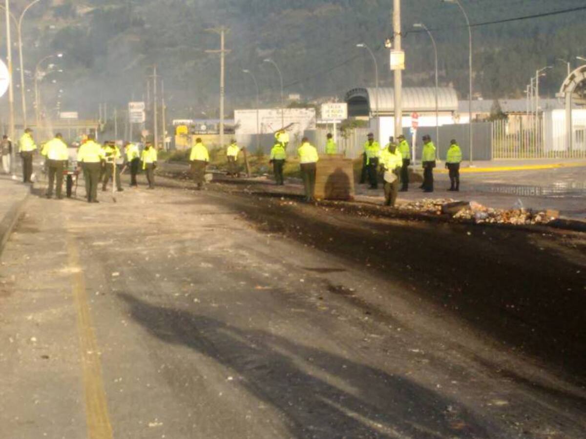 Inició el despeje de vías en Boyacá tras acuerdos entre camioneros en paro y autoridades locales