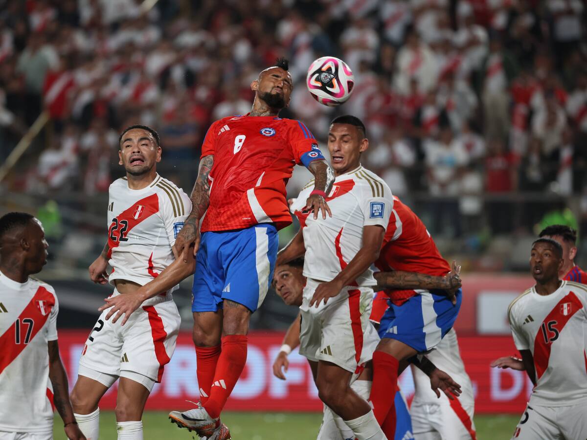 Empate entre Chile y Perú que los deja al borde de la eliminación del Mundial