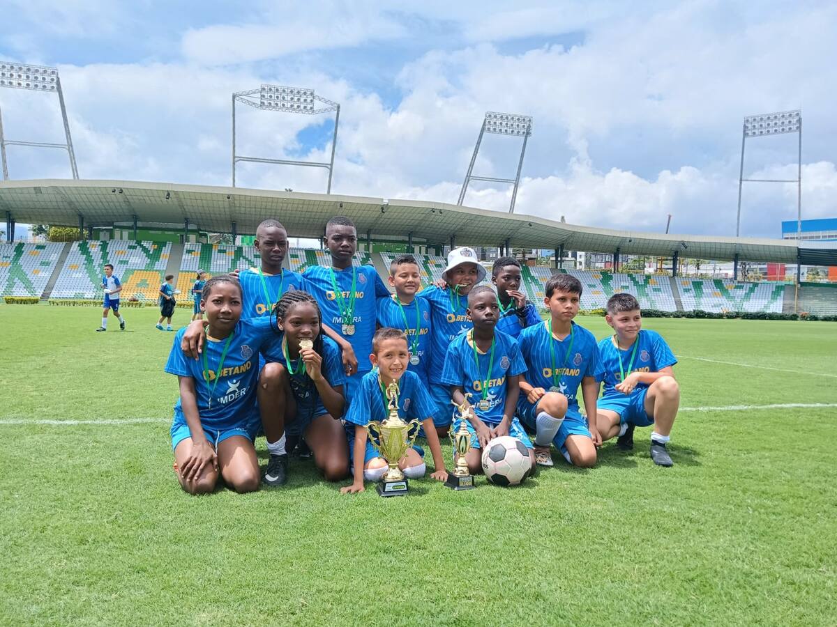 Torneo Hinchas de Paz de Armenia, el fútbol como herramienta para alejar a los niños de malos pasos