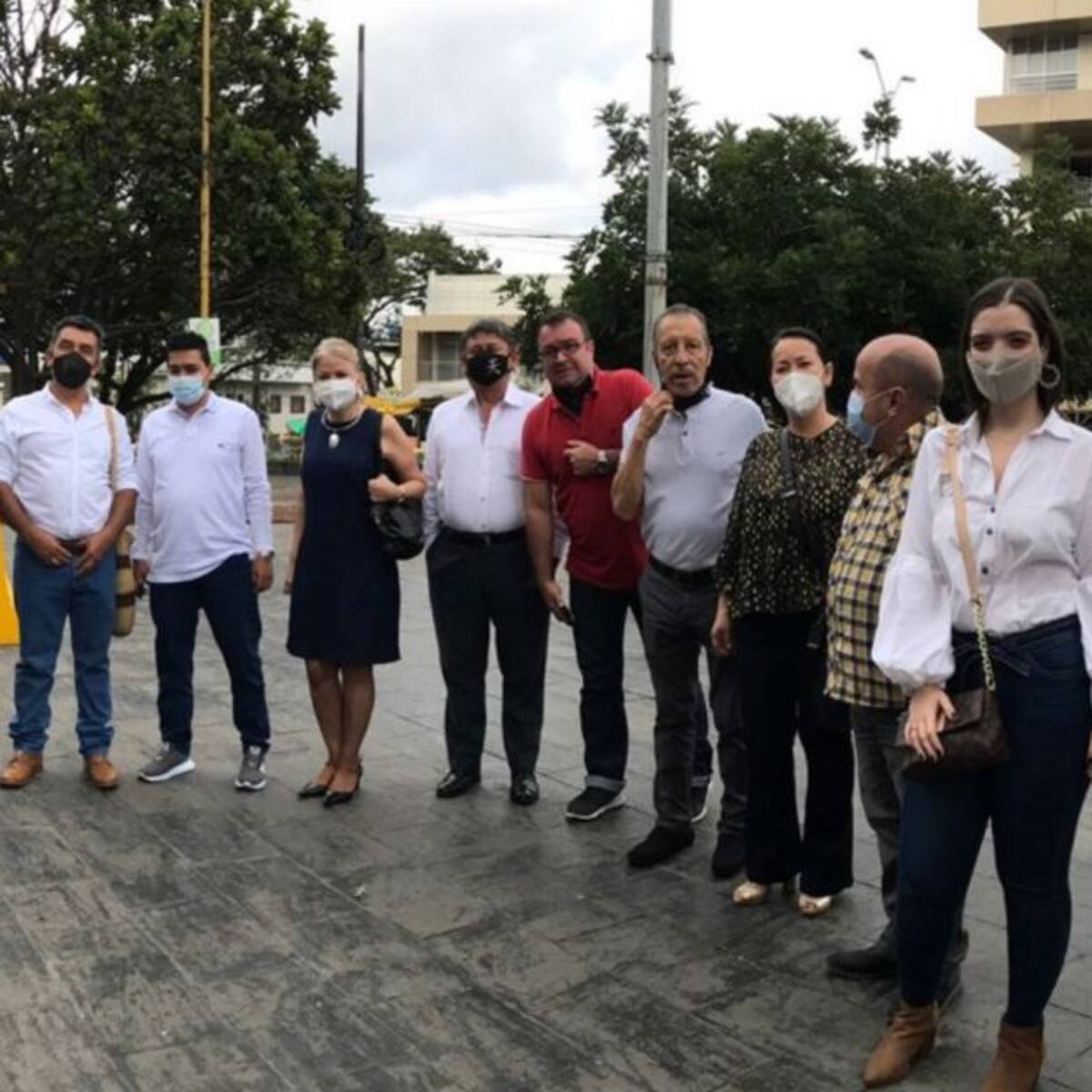 Comité de revocatoria en Armenia cuenta con formularios para recoger firmas
