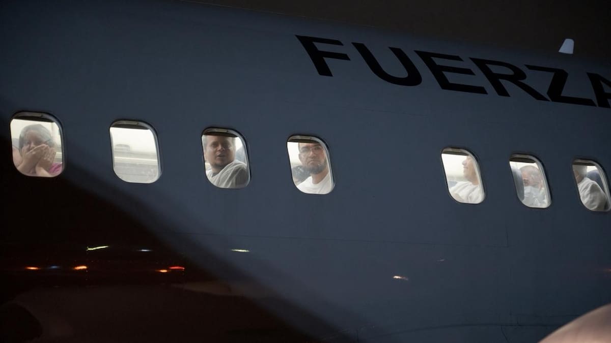 Colombia recibió a 110 ciudadanos reportados de EE.UU. en un nuevo vuelo humanitario