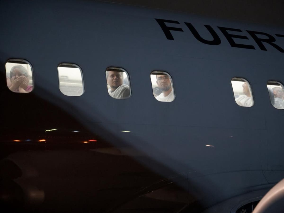 Colombia recibió a 110 ciudadanos reportados de EE.UU. en un nuevo vuelo humanitario