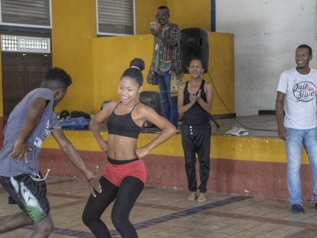 Las danzas ancestrales mueven a Cartagena