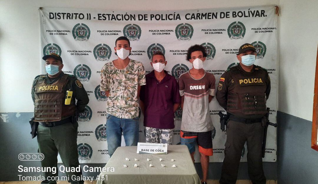 La Policía reportó la captura de 25 personas y la incautación de 190 dosis de droga y siete armas blancas