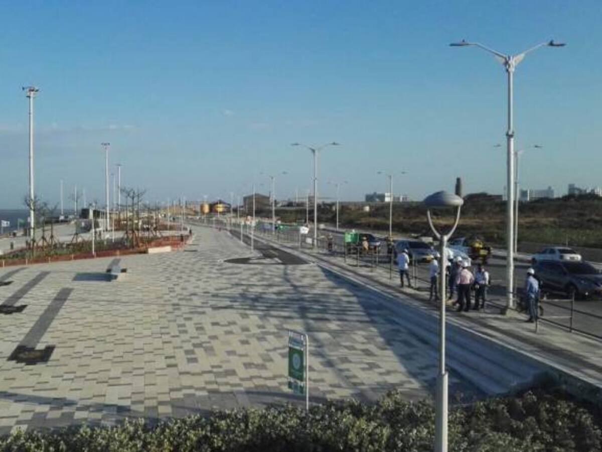 Alcalde Char entrega nuevo tramo del Malecón