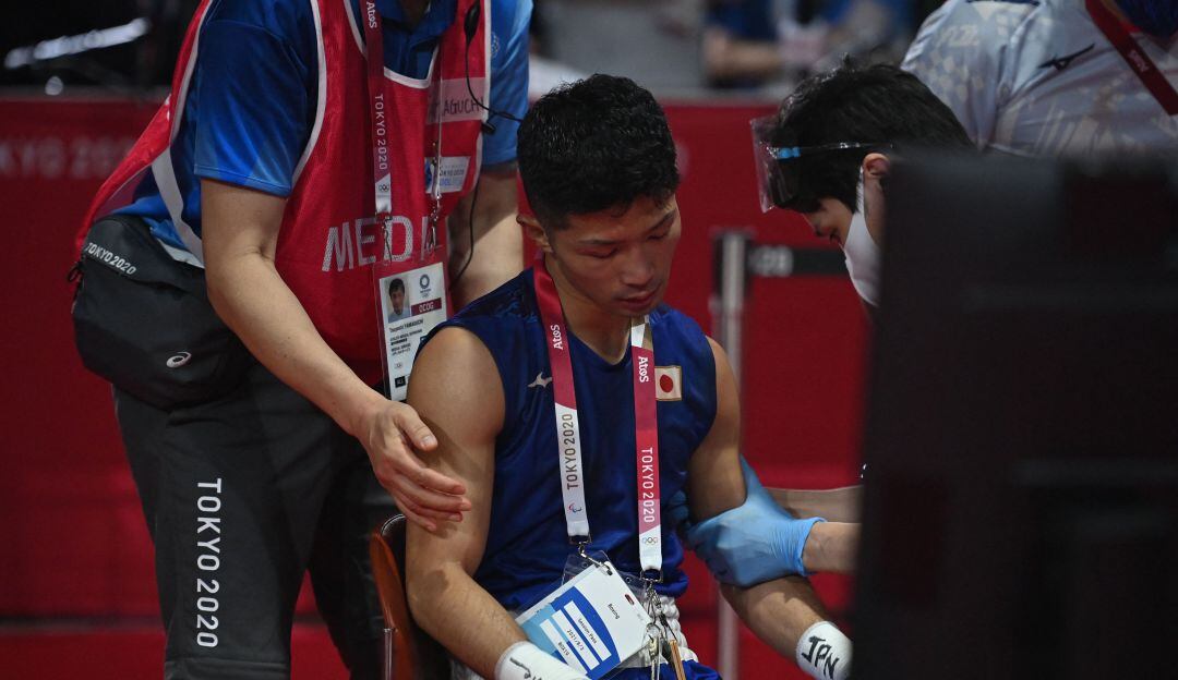 Ryomei Tanaka tras su pelea ante Yuberjen Martínez en los Juegos Olímpicos de Tokio 2020