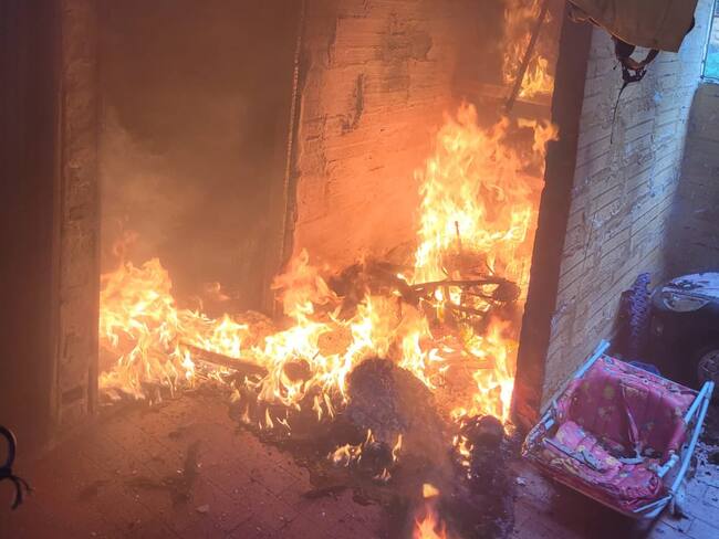 Controlan incendio en una vivienda de Bucaramanga