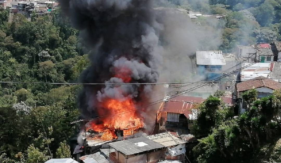 Incendio en Sierra Morena de Manizales