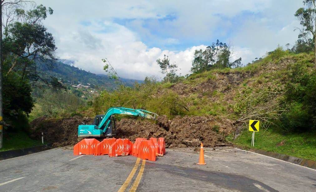 Cierre vía al Llano