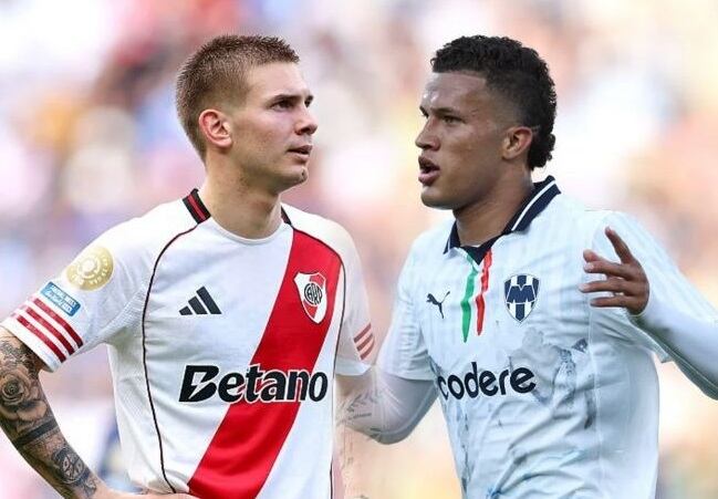 Franco Mastantuono, de River Plate en el partido con Inter, yel colombiano Nelson Deossa, en partido con Urawa / Getty Images
