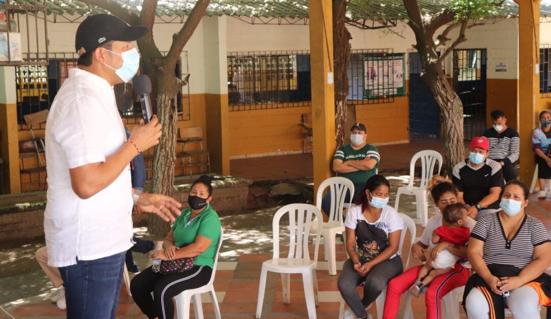 Alcalde de Malambo, Rumenigge Monsalve socializando la propuesta