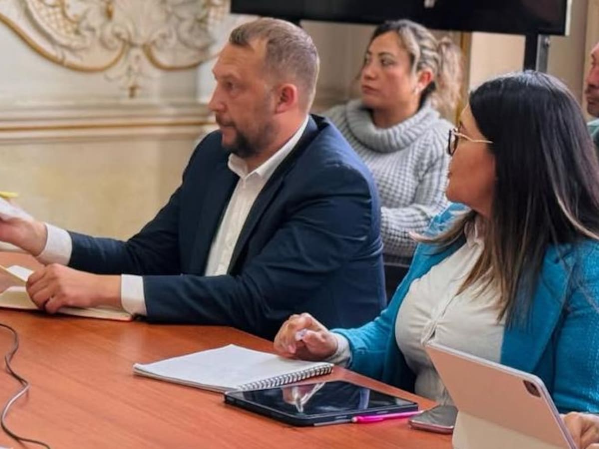 ¿Alcalde de Tunja tiene motivaciones políticas para retrasar renuncia de la secretaria de Cultura?