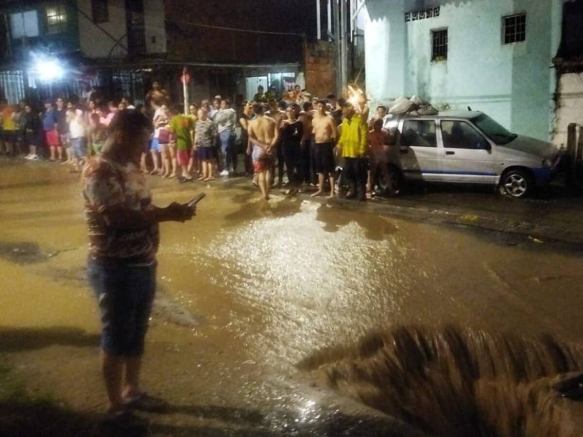 Aguacero de 1 hora y 15 minutos dejó varias emergencias