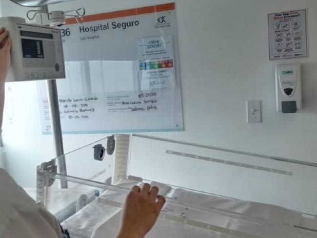 Indumentaria para atención de COVID-19 en Caldas