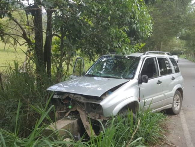 Sacerdote de Andes conducía vehículo accidentado