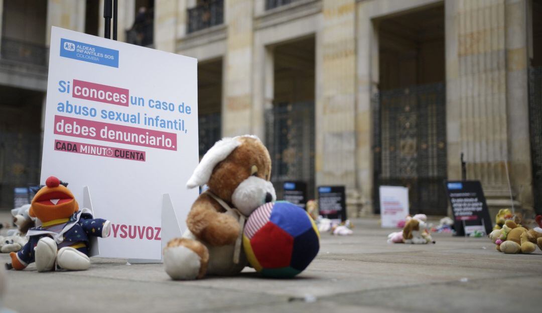 Plantón de Juguetes contra el abuso infantil 2019