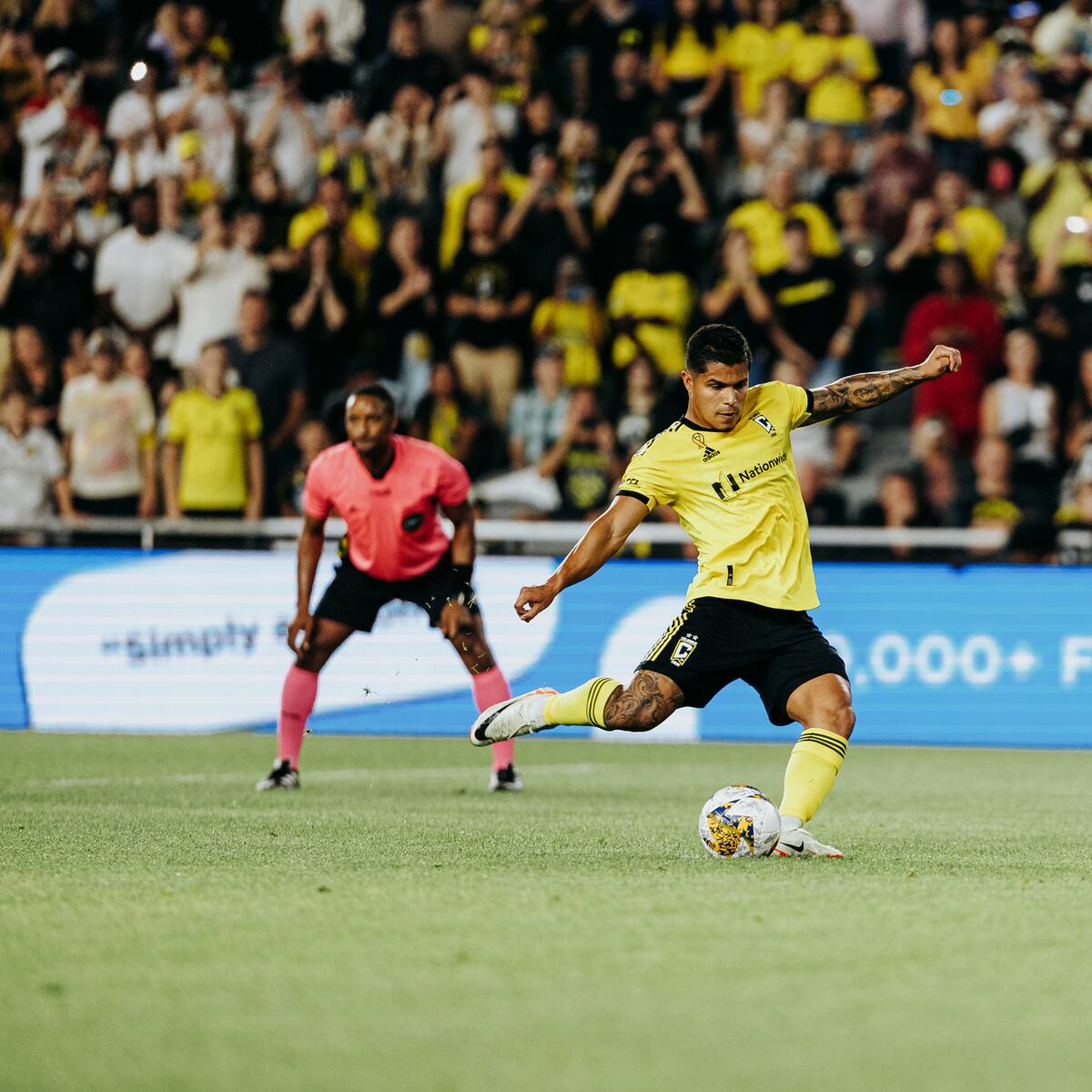 El Cucho Hernández sigue tocando las puertas de la Selección Colombia con goles